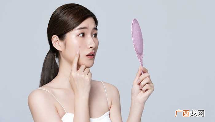 梦见宝宝背上有痘痘代表了什么