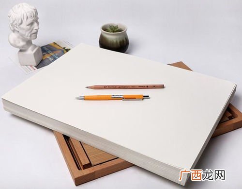 素描纸和素描本的区别,美术纸和素描纸一样吗？
