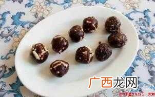 糯米粉,小麦面粉,豆沙,奶酪,椰蓉 糯米面豆沙饼怎样做