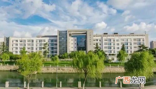 南通大学主校区是叫什么校区啊,南通大学主校区占地多少亩？
