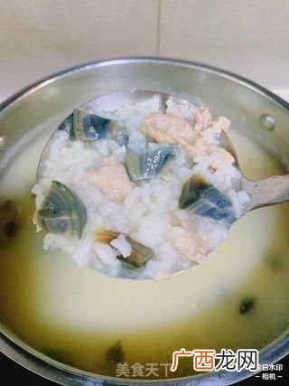 皮蛋廋肉粥的做法,酒店皮蛋瘦肉粥正确做法？