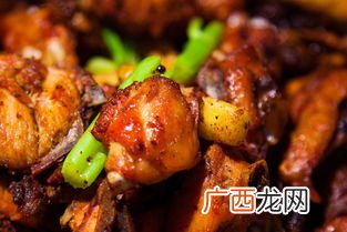 瓦香鸡的做法是什么,瓦香鸡的油香味怎么做的？