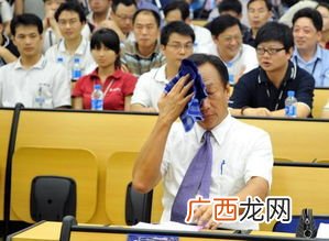 富士康有一共有多少个老板,郑州富士康是私企吗?