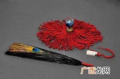 三眼花翎什么意思,三眼花翎，究竟什么官职能配得上？
