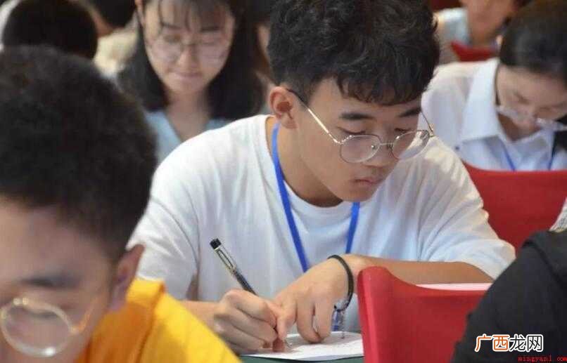 仪表堂堂有哪些造句内容 仪表堂堂有哪些造句