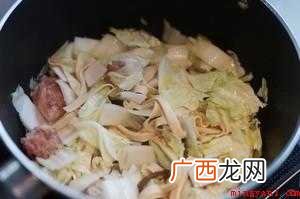 蘑菇三鲜汤怎样做