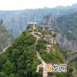 通天峡景区在什么地方,通天峡和青龙峡哪个好？