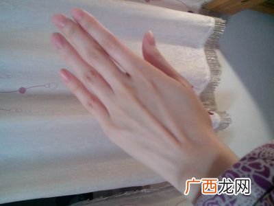 揣手手什么意思,女生发揣手手表情包什么意思？