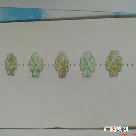 手抄报的花边怎么画的主要内容 手抄报的花边怎么画