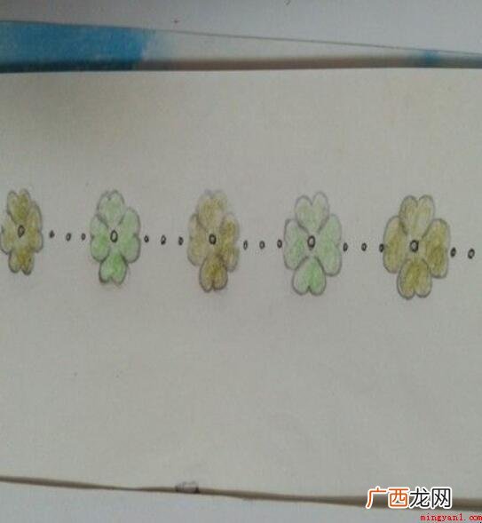 手抄报的花边怎么画的主要内容 手抄报的花边怎么画