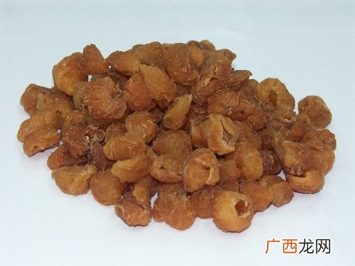 龙眼肉和桂圆肉有区别吗,龙眼与龙眼肉的区别？