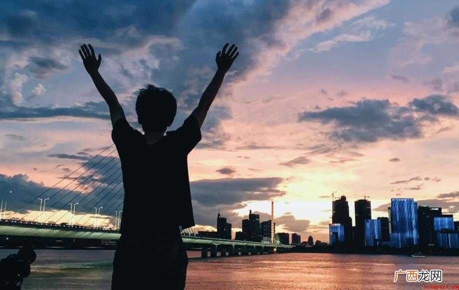 风风火火是什么意思