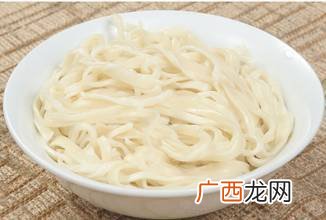 面条是碳水吗,100克面多少碳水？
