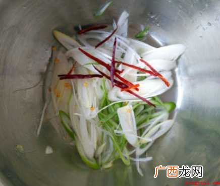 猪皮怎样做才最好吃