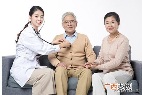 护理和护士一样吗,高级护理和护士有什么区别？工资一样吗？