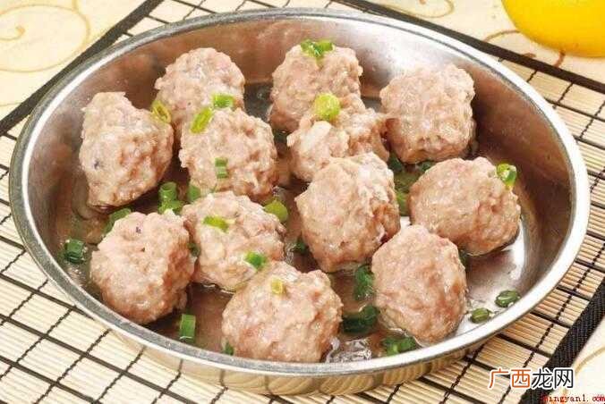 蒸肉丸的方法可以很好地储存水分,味道会更好 蒸肉丸子多长时间能熟