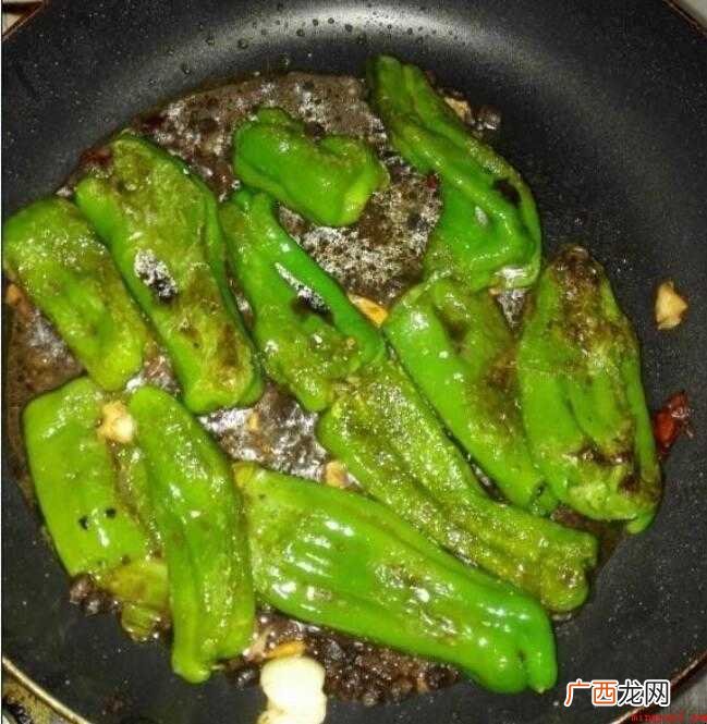 怎样做虎皮青椒_健康频道 怎样做虎皮青椒