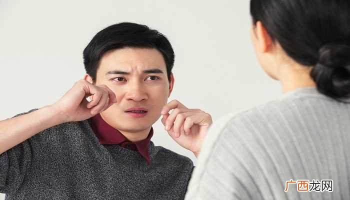 梦见在屋顶打架是什么意思