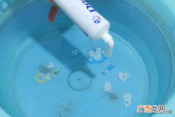眼镜有划痕怎么修复,眼镜上有很多划痕怎么办？