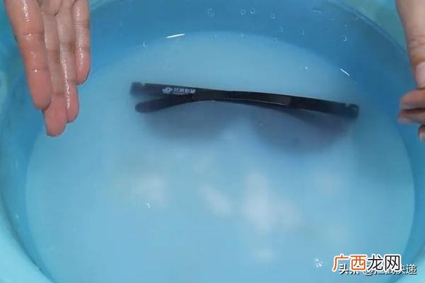 眼镜有划痕怎么修复,眼镜上有很多划痕怎么办？