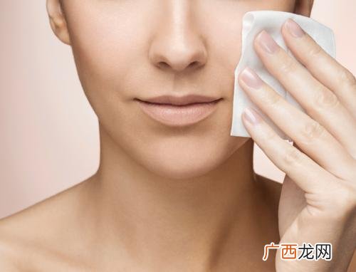 外油内干是什么肤质,怎么判断自己的皮肤是混合型偏干还是偏油的？