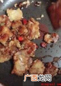红烧鳕鱼怎么做?这样做,肉质肥嫩,仅有一条骨质增生 红烧鳕鱼怎么做