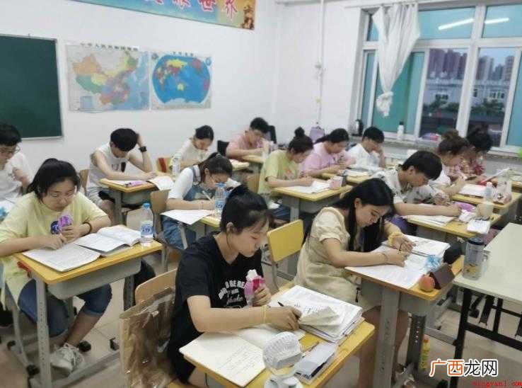 三月桃花水的学习目标是什么 《三月桃花水》课文的学习目标是什么