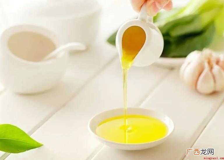 茶油的功能都有哪些呢? 茶油的作用有哪些