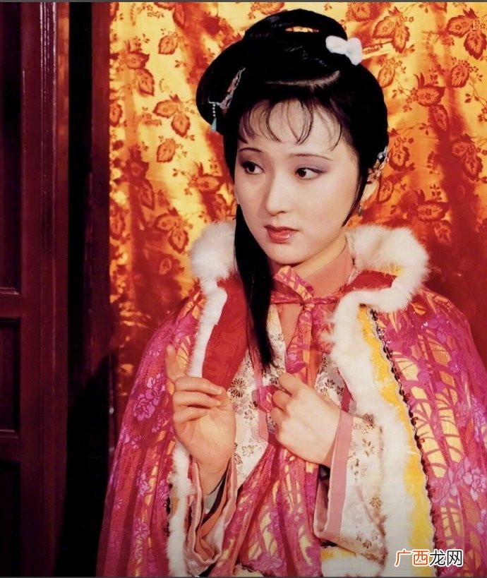 林黛玉活了多少岁,在《红楼梦》中。林黛玉活了多少岁？