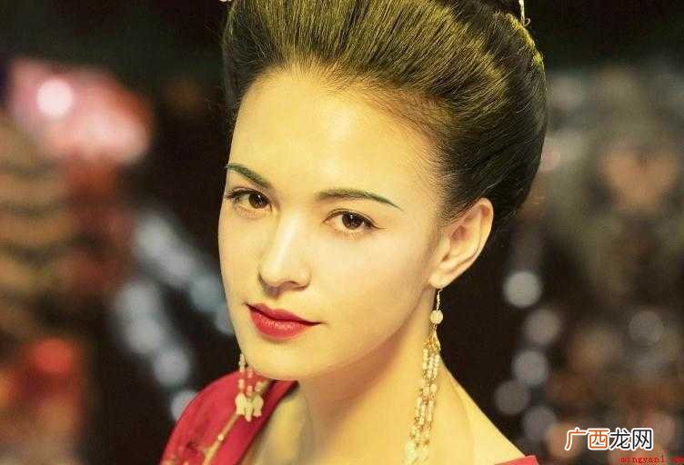 杨玉环的名字是什么呢? 杨玉环姓名由来是什么