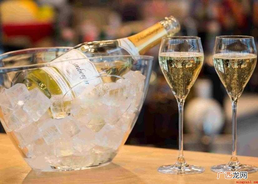 le vin blanc 如何区分干白葡萄酒 干白葡萄酒怎么辨别