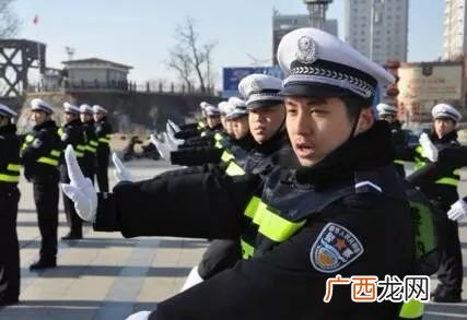 辅警算警察吗,报警后出警的是辅警还是正式警员?