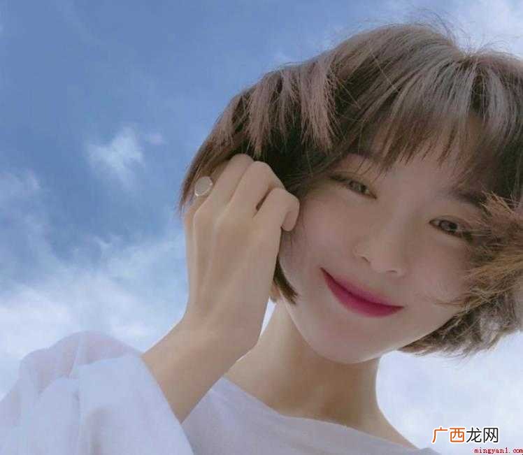 微信名女生简易气质有什么 微信名女生简单气质有哪些