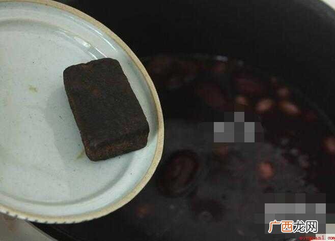 红枣、红豆、花生、红糖、血糯米都是好的东西 四红补血粥怎么做