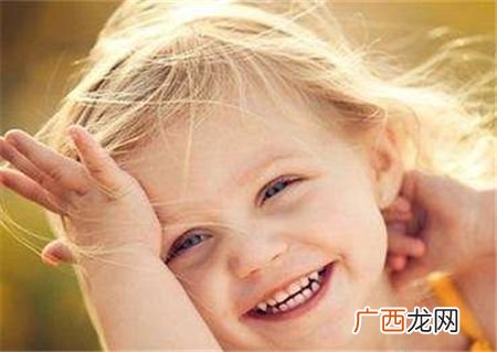 孩子眨眼睛频繁怎么回事,我小孩眼睛总是眨眼是什么原因？