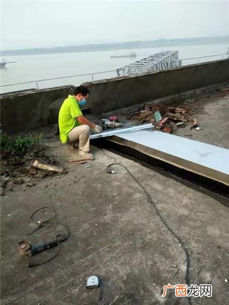 楼顶补漏永久方法,用蜡补楼顶漏水的永久处理方法？
