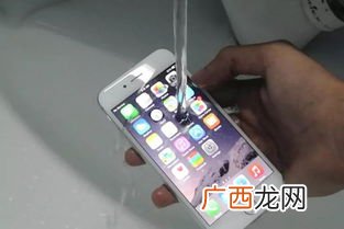 苹果手机听筒进水了怎么办,iphone13听筒进油了怎么办？