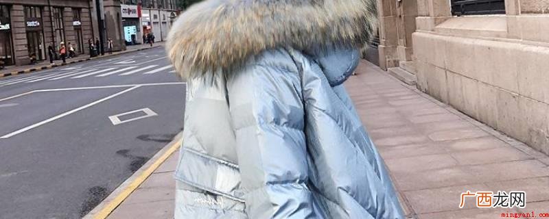 白鸭绒不能放洗衣机甩干 白鸭绒能放洗衣机甩干吗