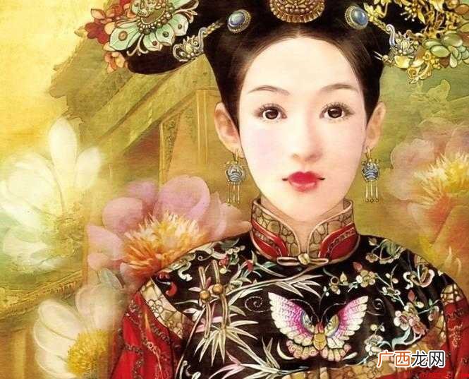 满族服饰有什么特点?满族妇女礼服亦多为马蹄袖式 满族服饰有什么特点