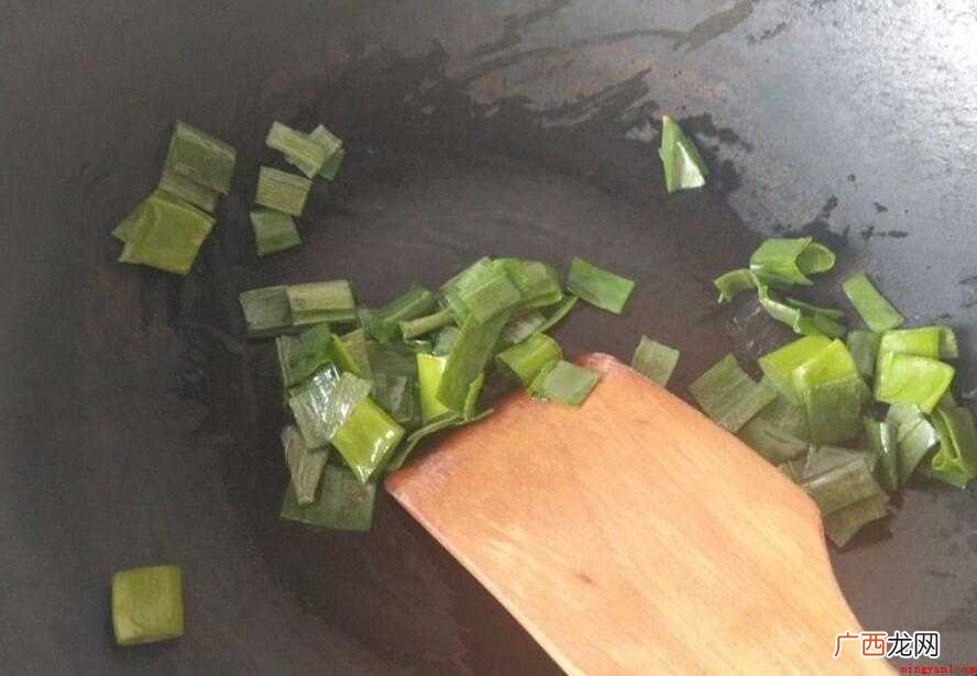 葱花土豆泥怎么做_健康频道 葱花土豆泥怎么做