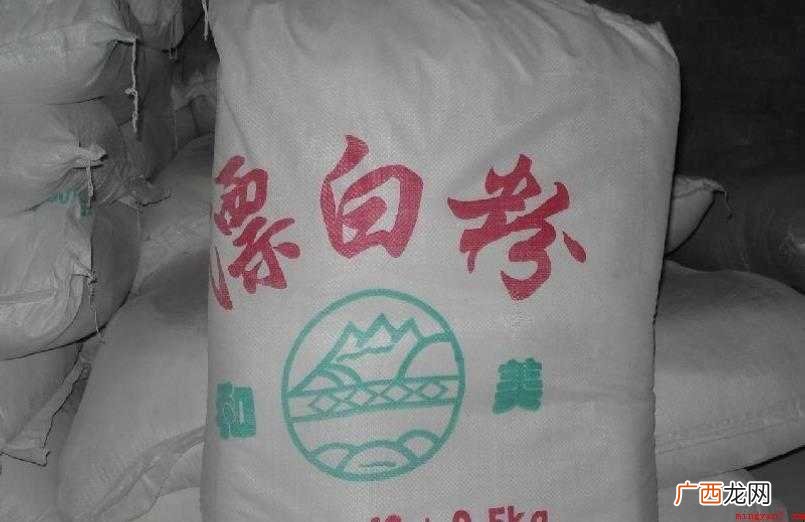 漂白粉,是氢氧化钙、氯化钙,次氯酸钙的混合物,主要成分是次氯 漂白粉日常用途有哪些