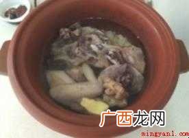 墨鱼炖鸡的做法是什么