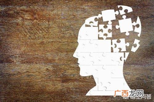 行为主义心理学的代表人物是,可以简单介绍一下心理学的七大流派吗？