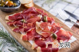 火腿是什么动物的腿,火腿跟热狗有什么不一样？