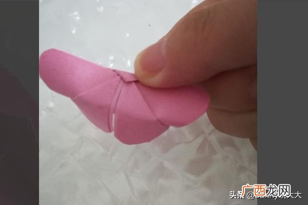 手工蝴蝶怎么做,非常简单又好看的蝴蝶折法？