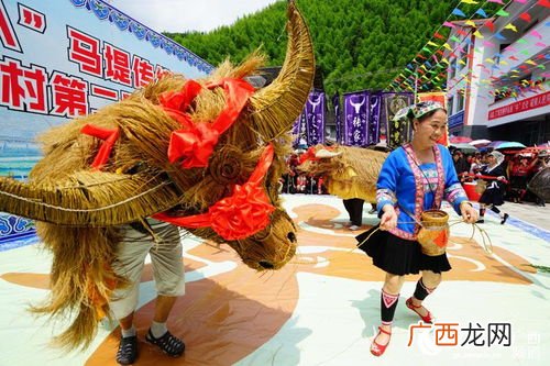 四月八日是什么节日,2018年2月8日是星期三，这一年的4月8是星期几？