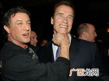 史泰龙和施瓦辛格什么关系,史泰龙哪个妻子嫁给施瓦辛格？