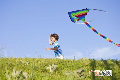 放风筝用英语怎么说,放风筝flykites为什么是复数？
