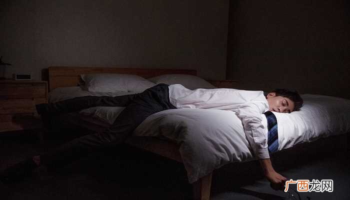 梦见死鱼是什么征兆