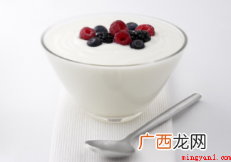 酸奶会腐蚀牙齿吗 常喝酸奶对身体有哪些好处 酸奶会腐蚀牙齿吗